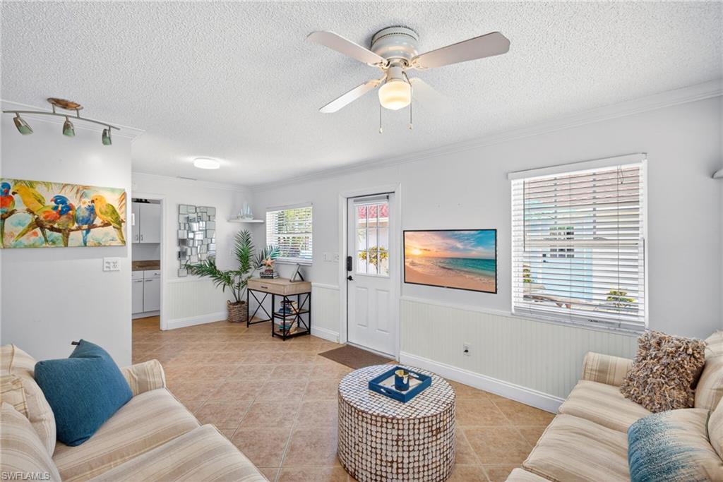 NAPLES PARK - Residential Income