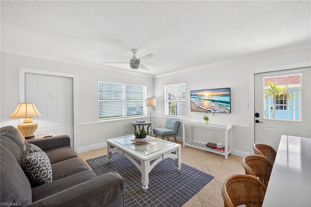 NAPLES PARK - Residential Income