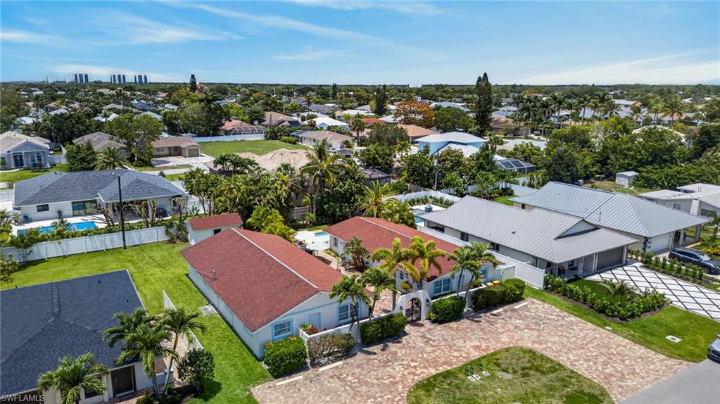 NAPLES PARK - Residential Income