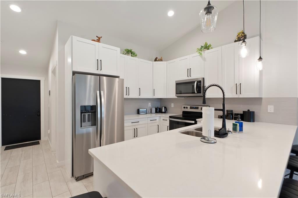 CAPE CORAL - Residential Income