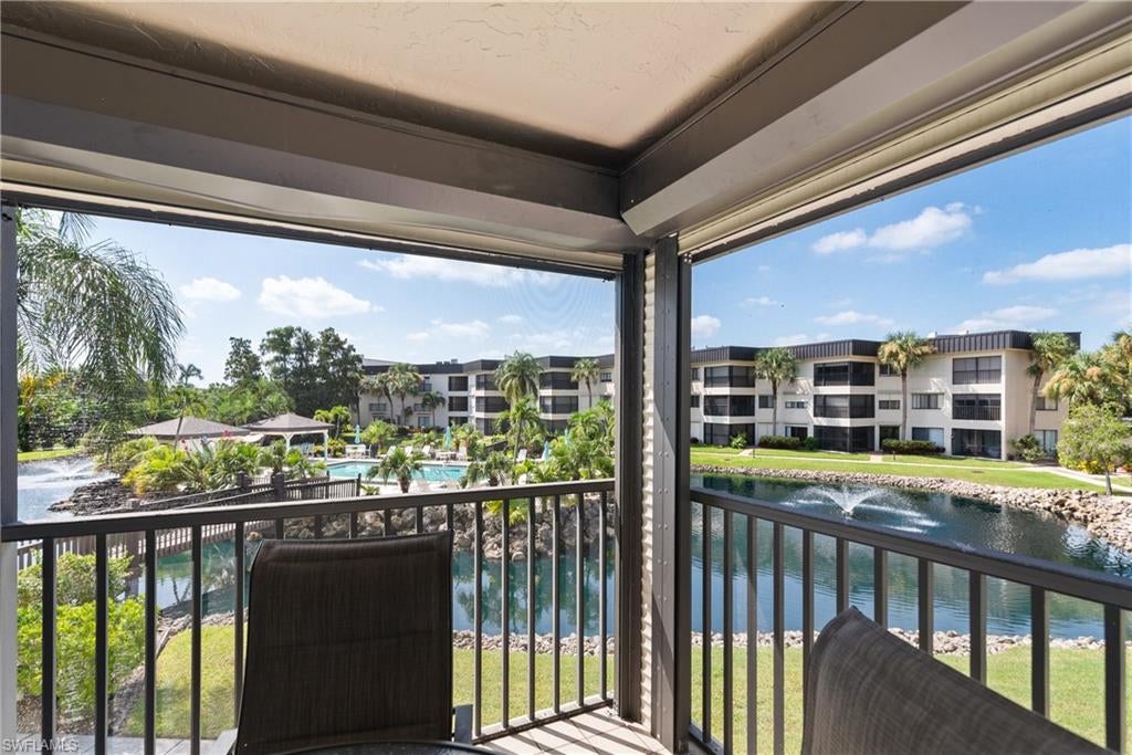 CYPRESS CONDO - Residential