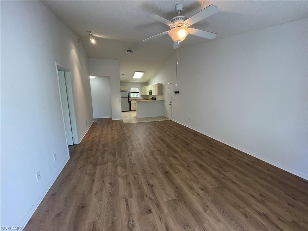 OASIS - Residential Lease