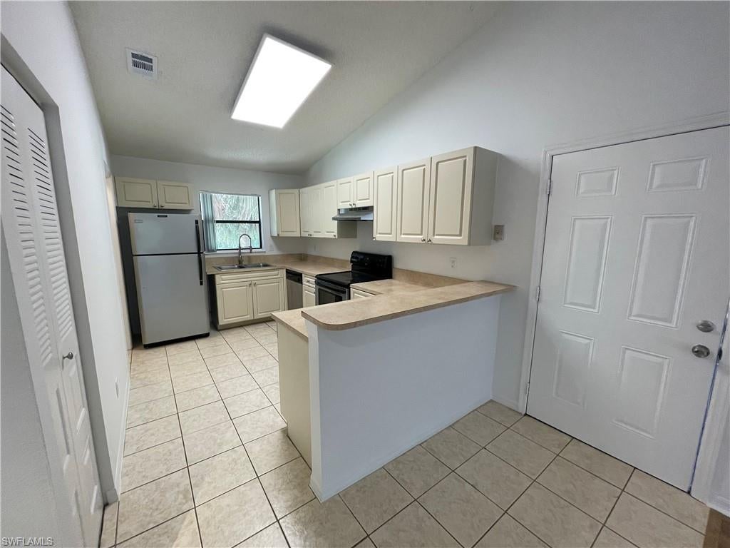 OASIS - Residential Lease