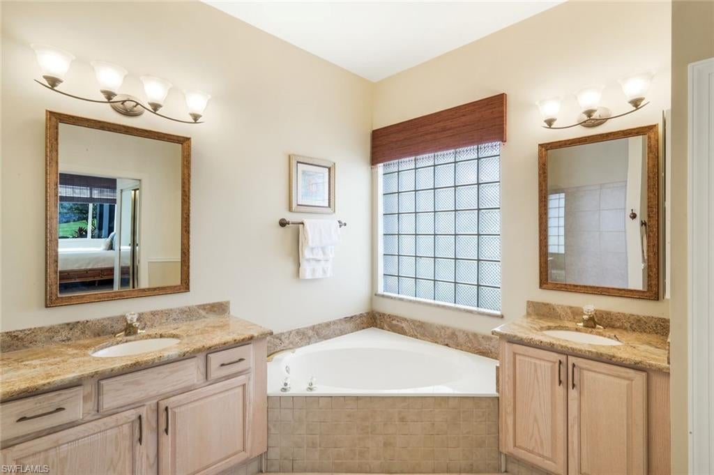 LAUREL MEADOW - Residential