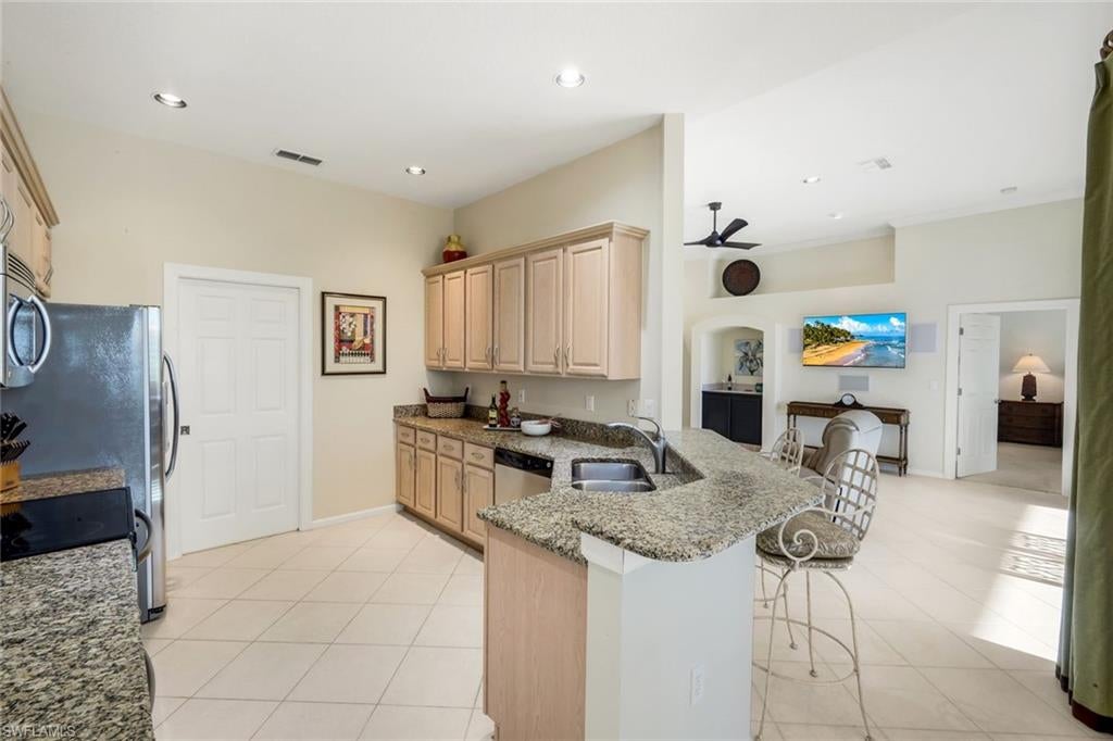 LAUREL MEADOW - Residential