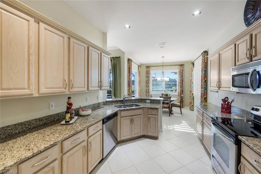 LAUREL MEADOW - Residential
