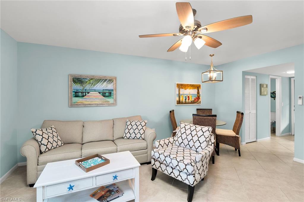 ISLAND MANOR APTS - Residential