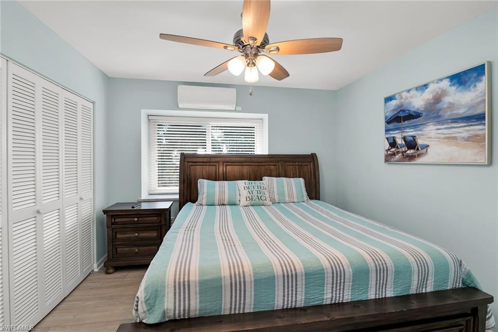ISLAND MANOR APTS - Residential