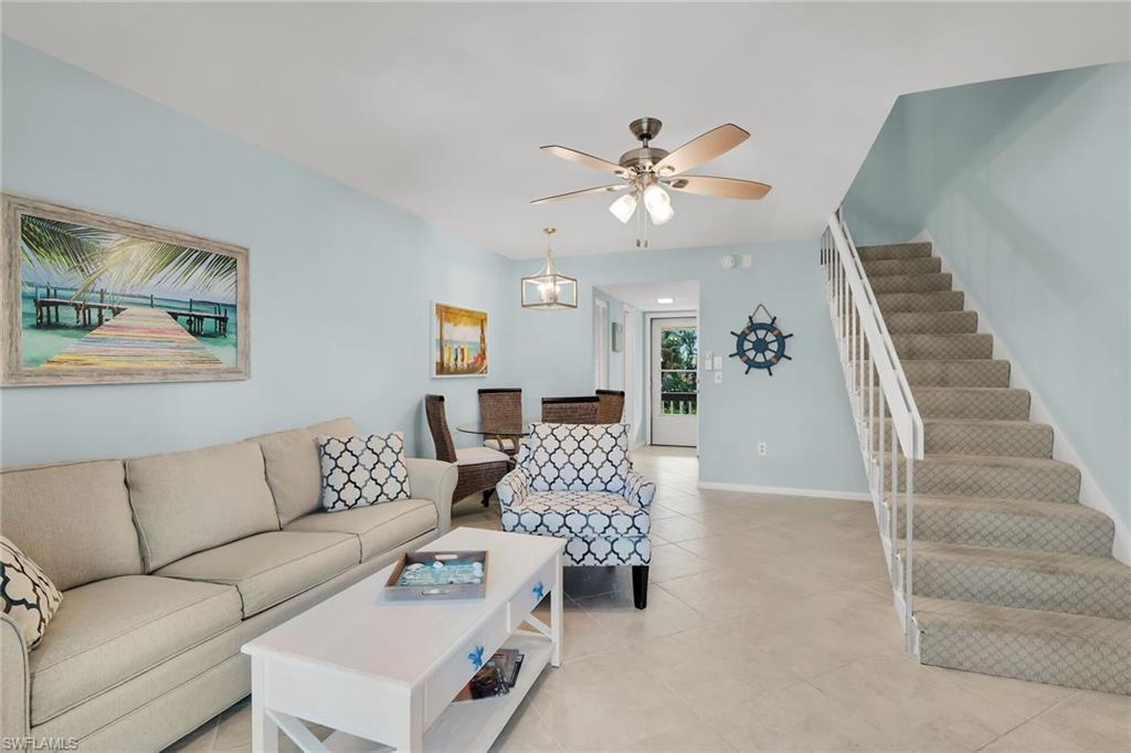 ISLAND MANOR APTS - Residential