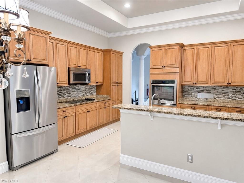 GOLDEN GATE ESTATES - Residential