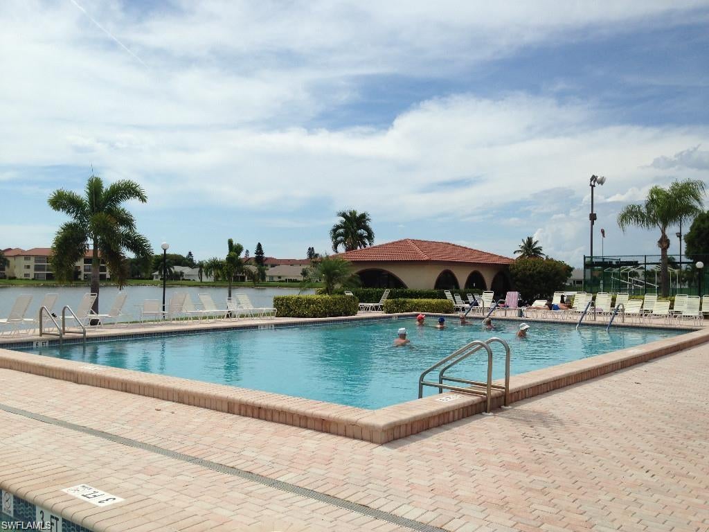 TERRACE - Residential Lease
