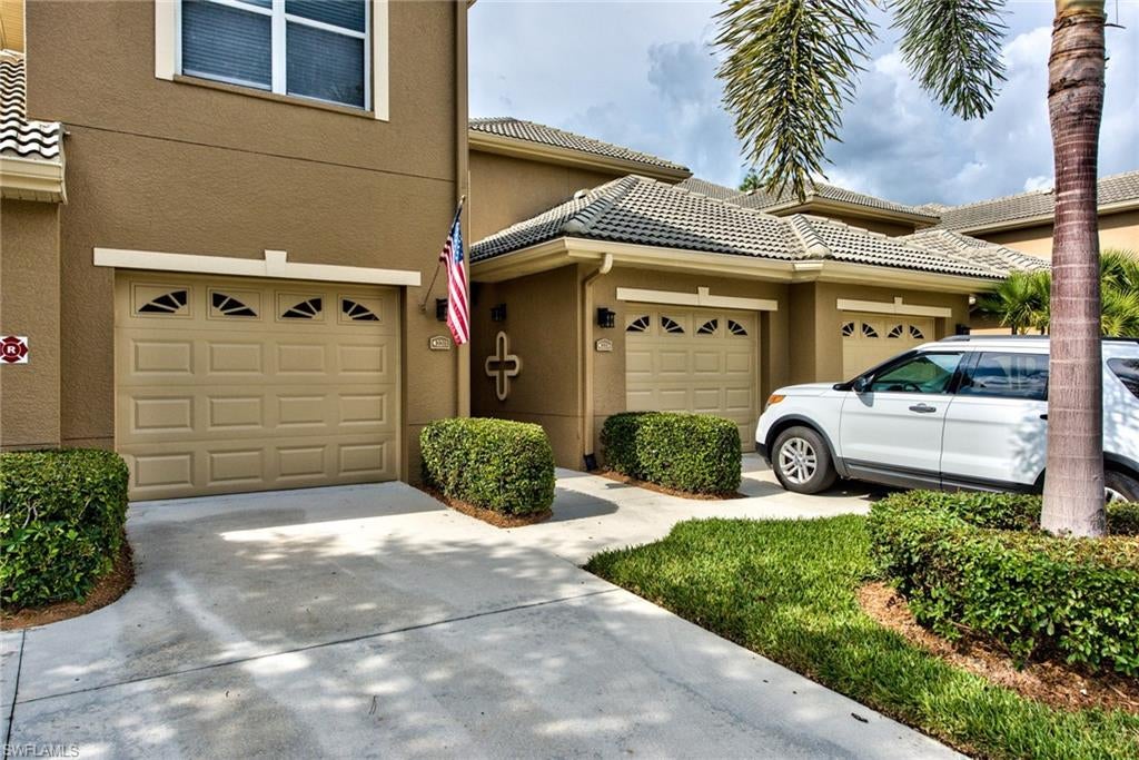 SABAL PALM - Residential