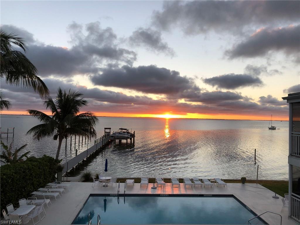CAPTIVA HIDE-A-WAY CONDO - Residential