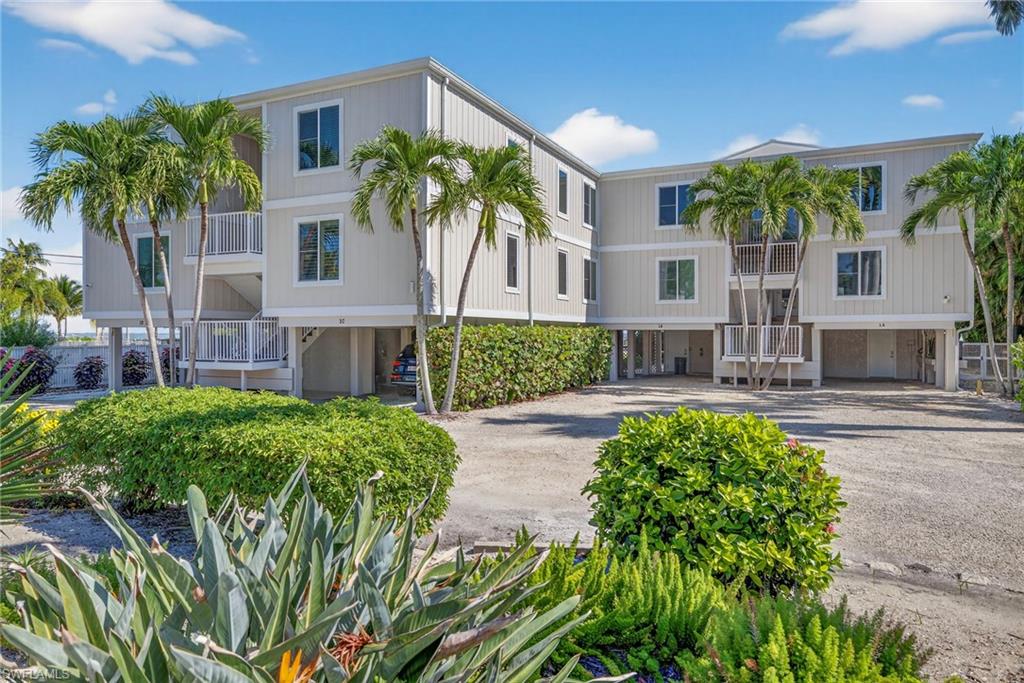 CAPTIVA HIDE-A-WAY CONDO - Residential