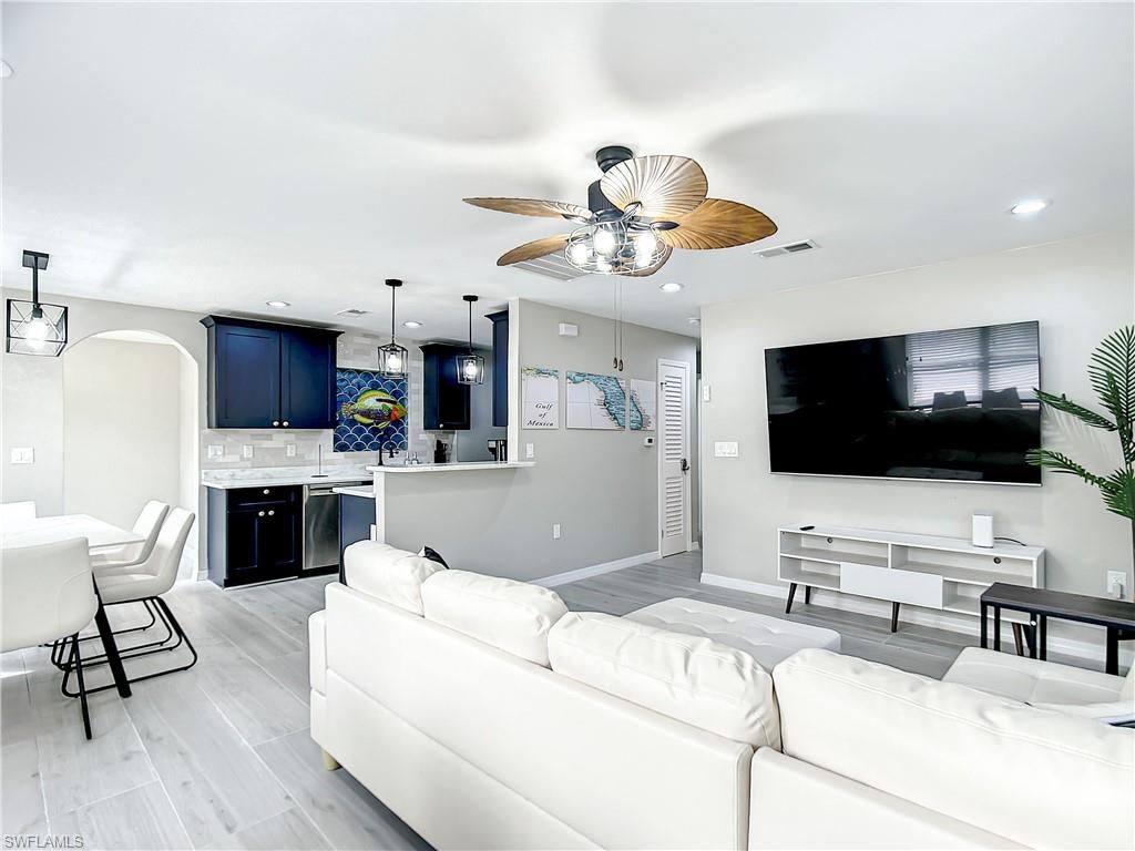 MIRAMAR - Residential