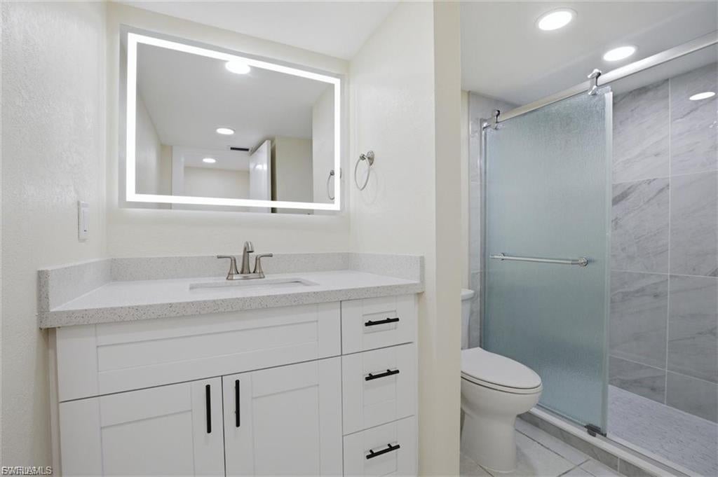 WINDSOR WEST - Residential