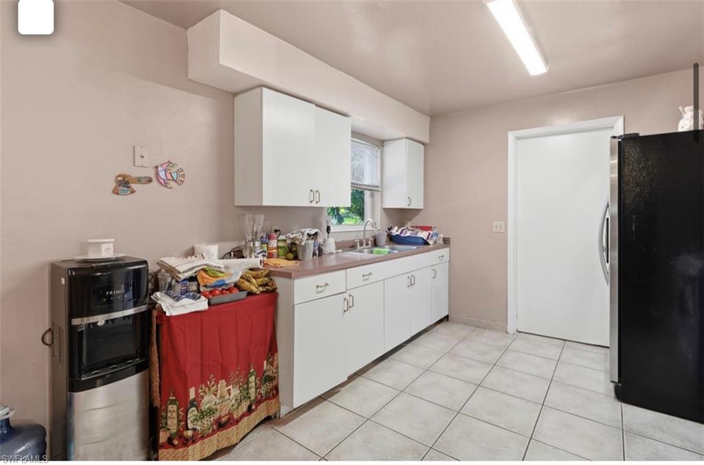 LAKE TRAFFORD ESTATES - Residential