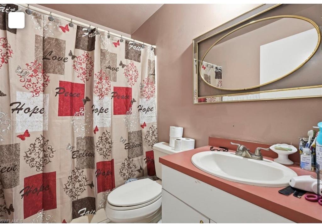 LAKE TRAFFORD ESTATES - Residential