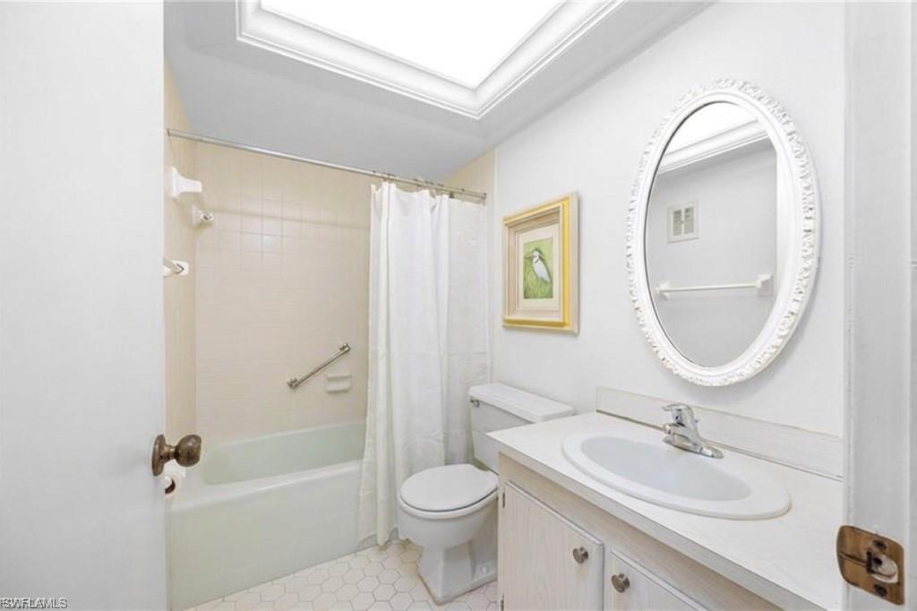 SPANISH CAY CONDO - Residential