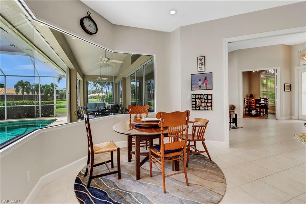 LONGSHORE LAKE - Residential