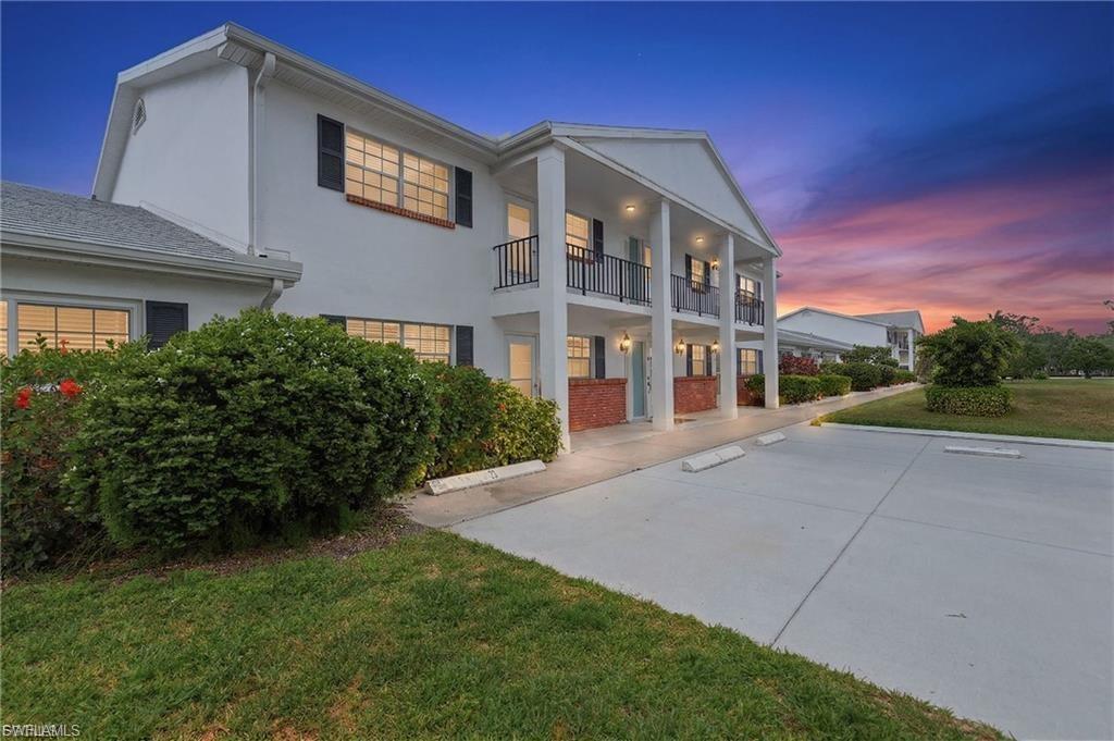 CYPRESS LAKES MANOR NORTH - Residential