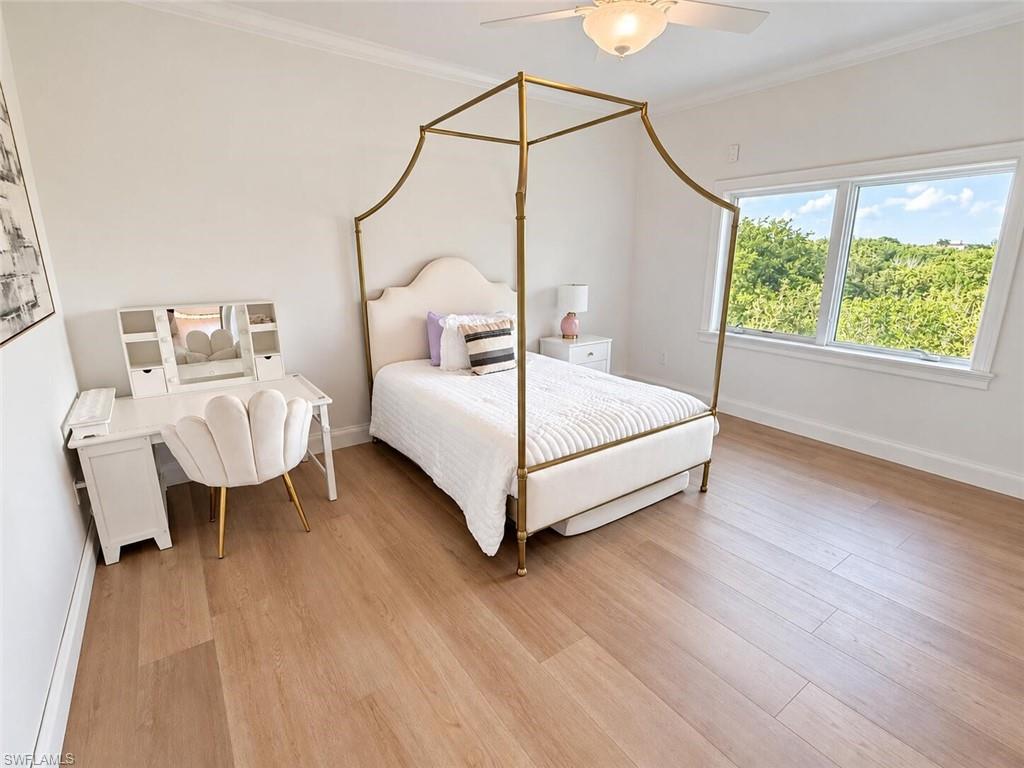 MARCO BEACH - Residential