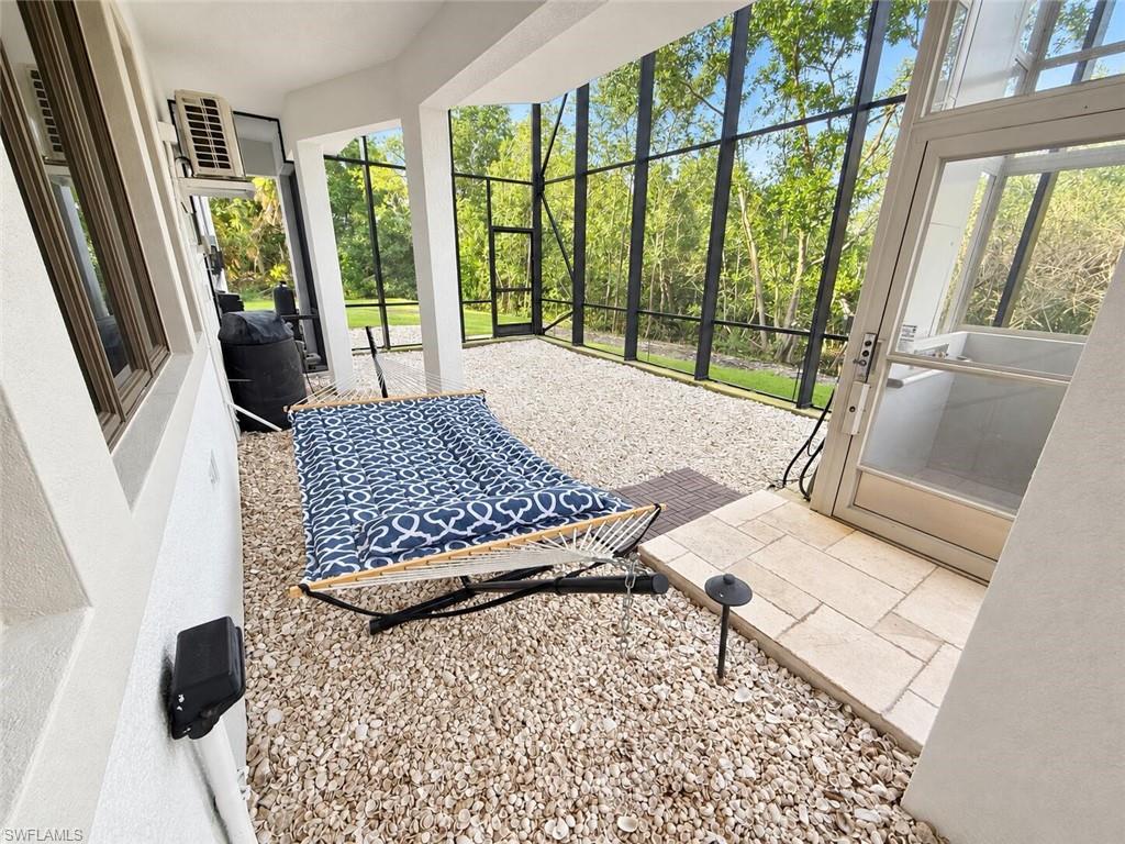 MARCO BEACH - Residential