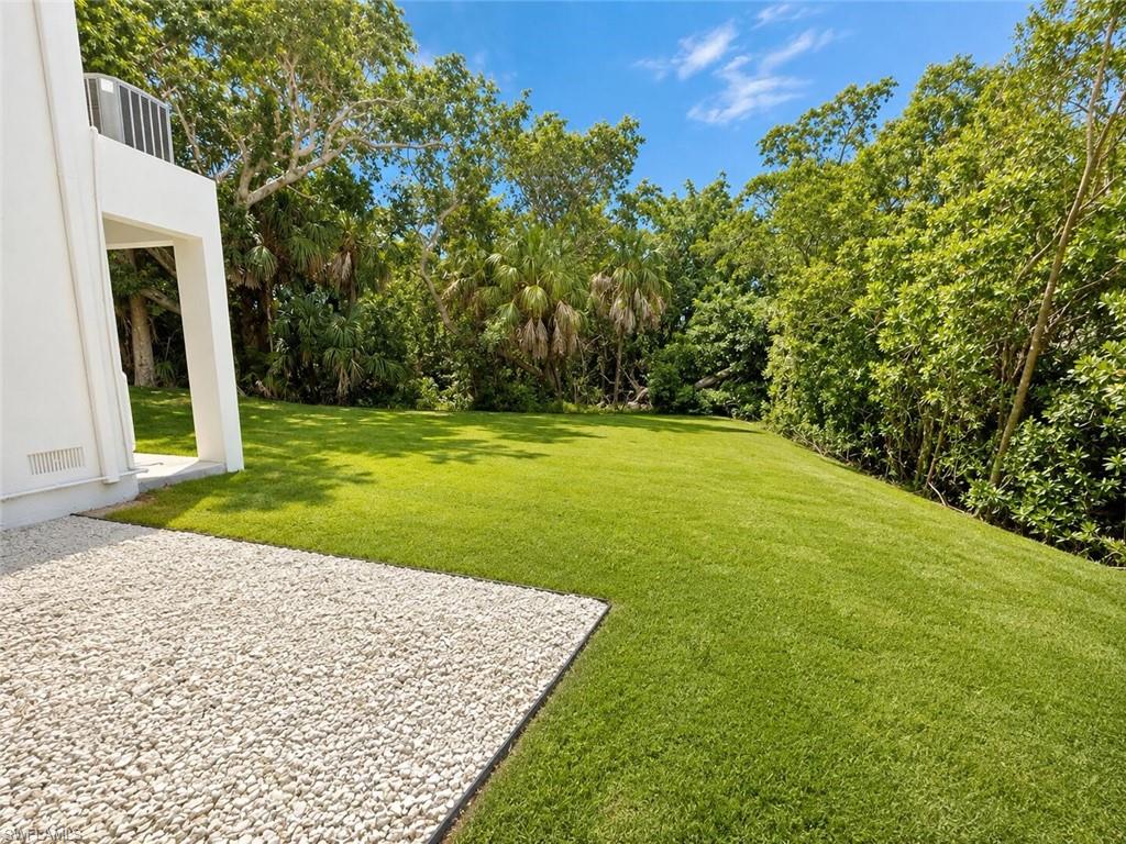 MARCO BEACH - Residential