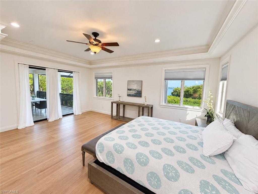 MARCO BEACH - Residential