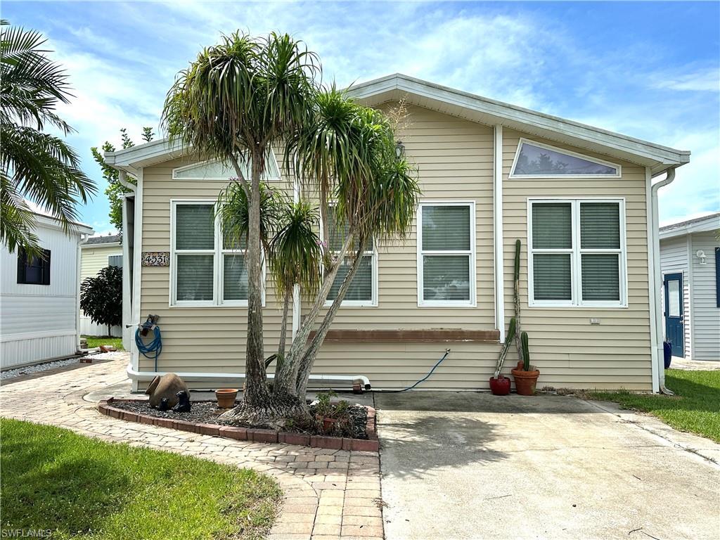 RIVERWOODS PLANTATION - Residential
