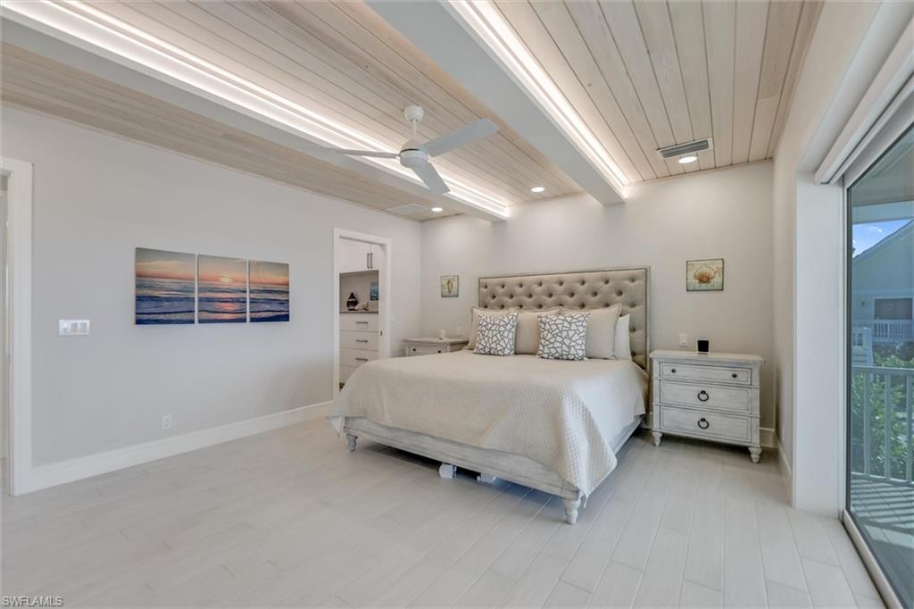 BEACH HOMES - Residential