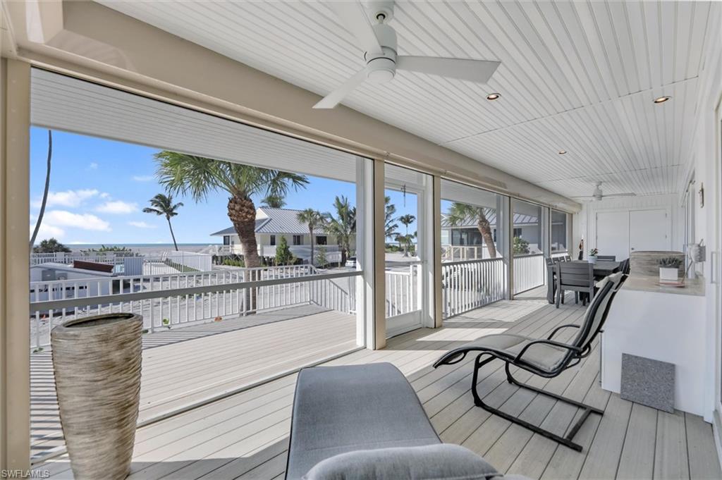 BEACH HOMES - Residential