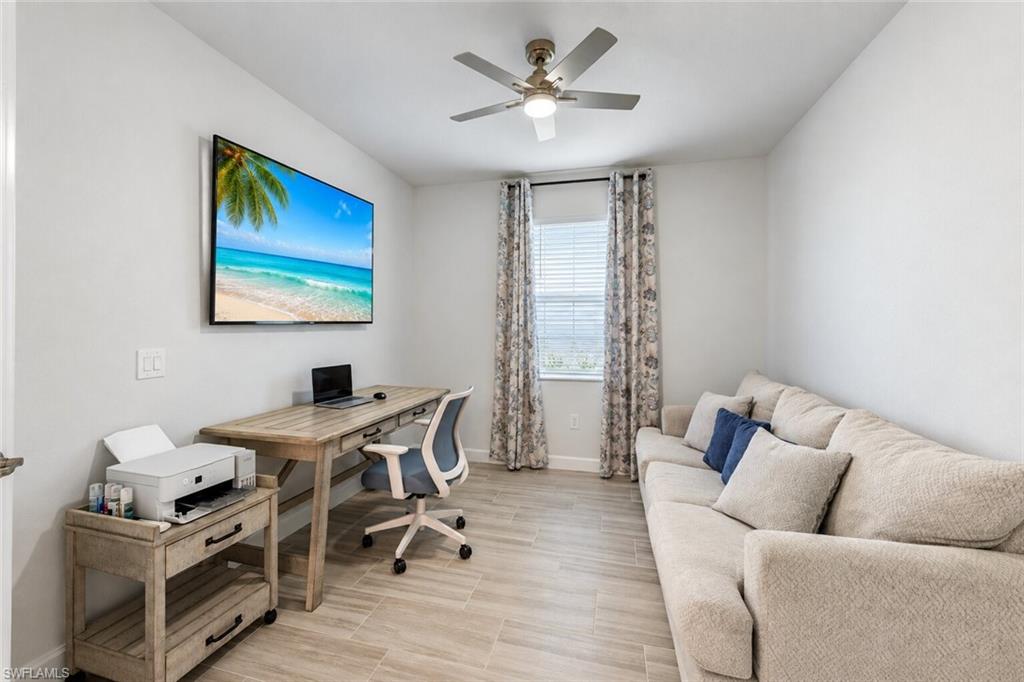 TUCKERS COVE - Residential Lease