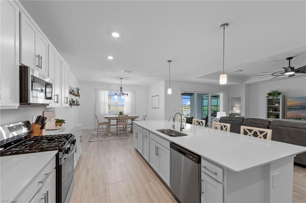TUCKERS COVE - Residential Lease