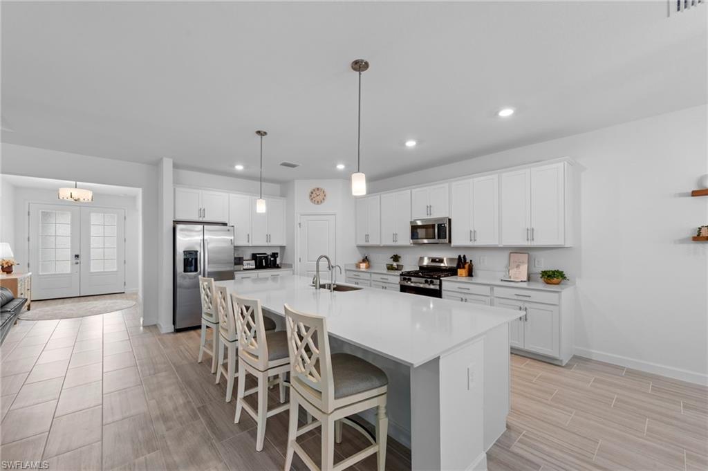 TUCKERS COVE - Residential Lease