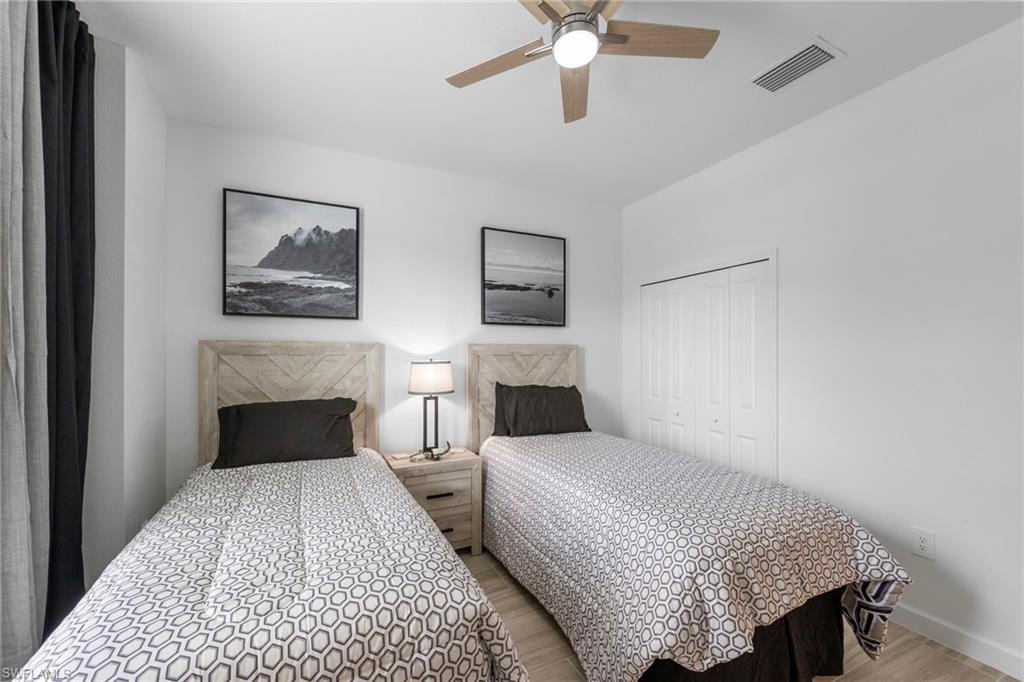 TUCKERS COVE - Residential Lease