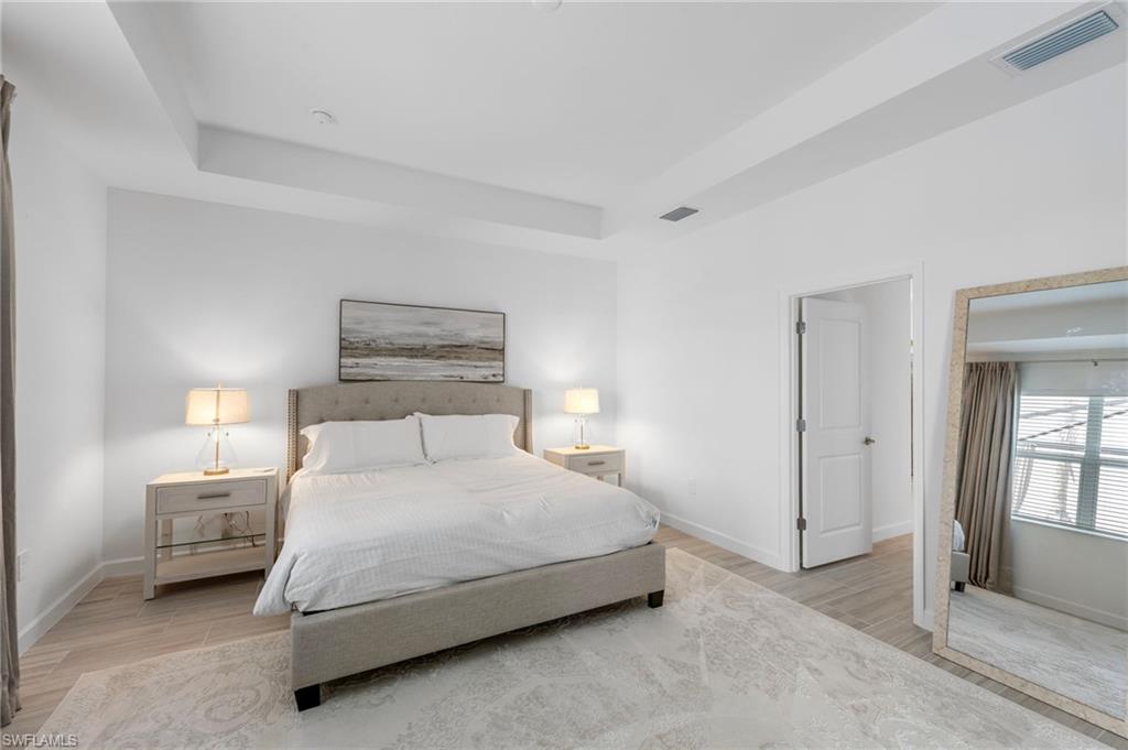 TUCKERS COVE - Residential Lease