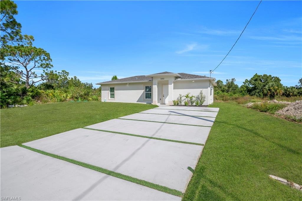 LEHIGH ACRES - Residential
