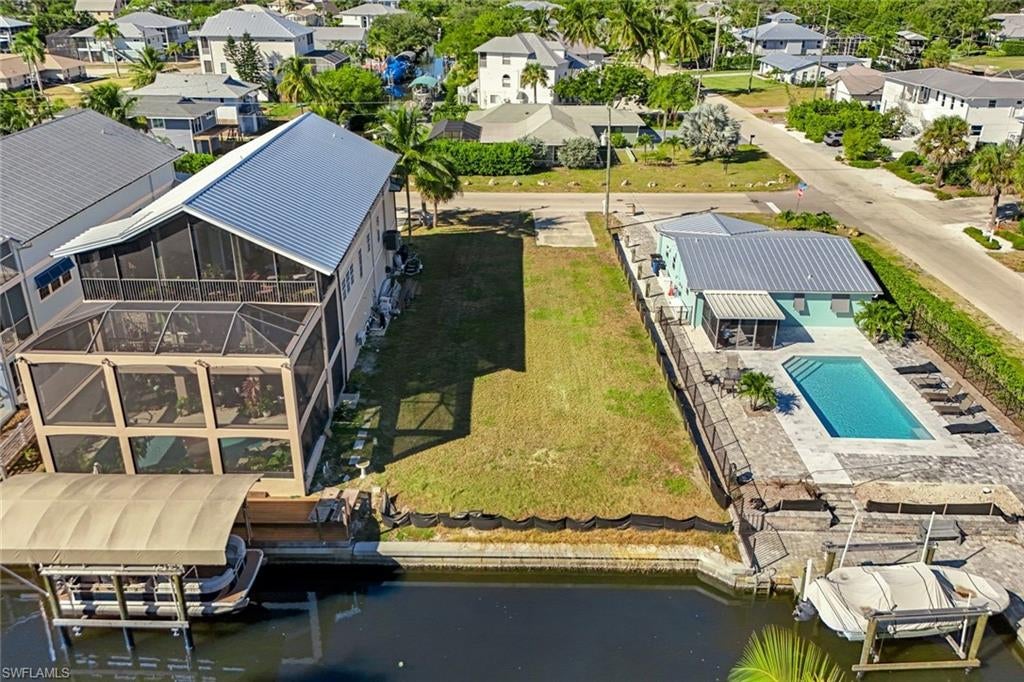 ESTERO BAY SHORES - Land