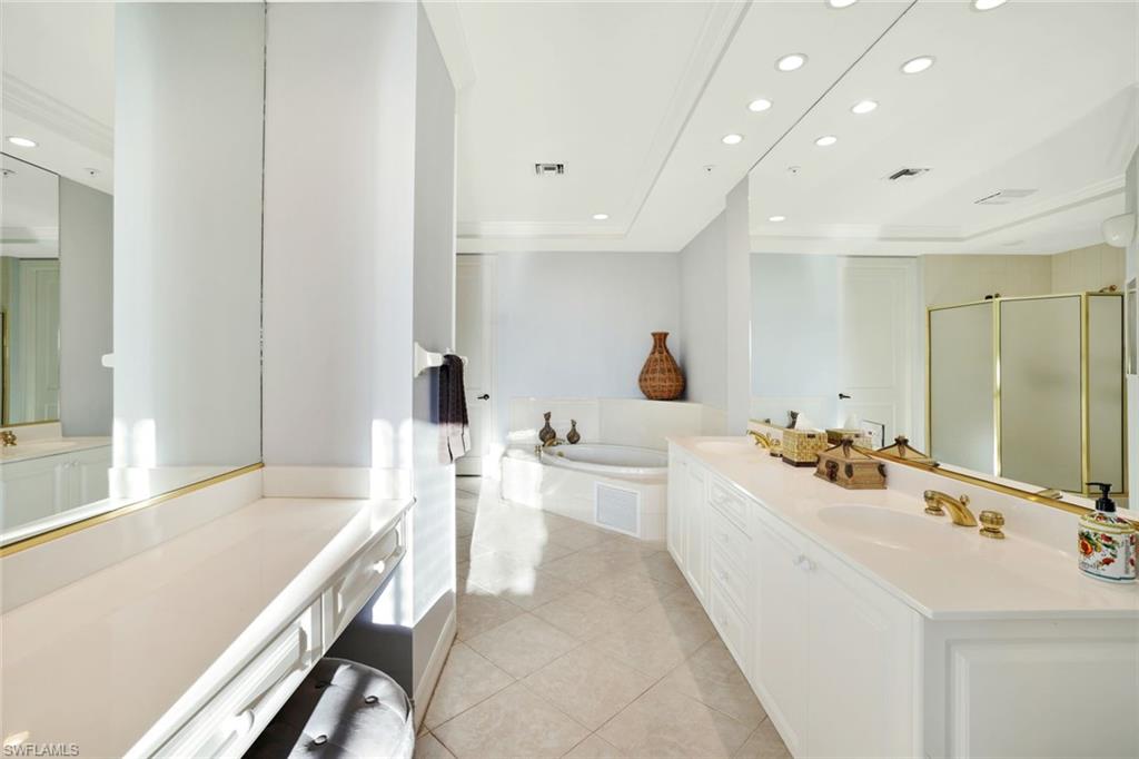 BAY VIEW - Residential Lease