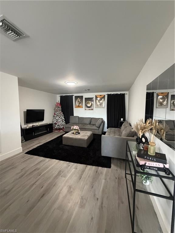 SHADOW LAKES - Residential