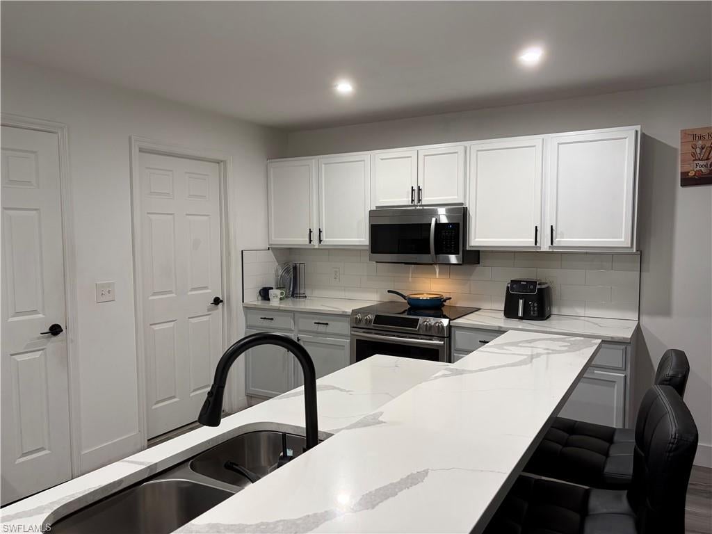 SHADOW LAKES - Residential