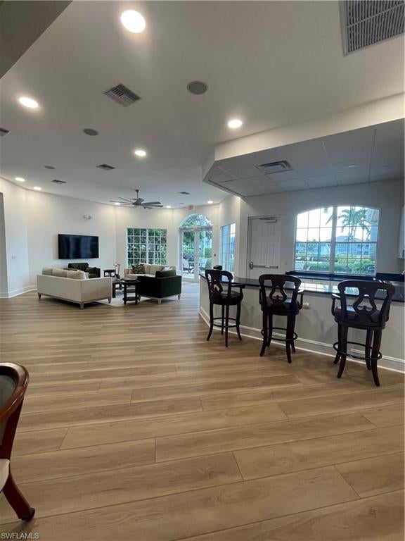 LEMURIA - Residential Lease