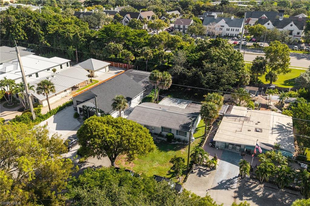 LAKE PARK - Residential
