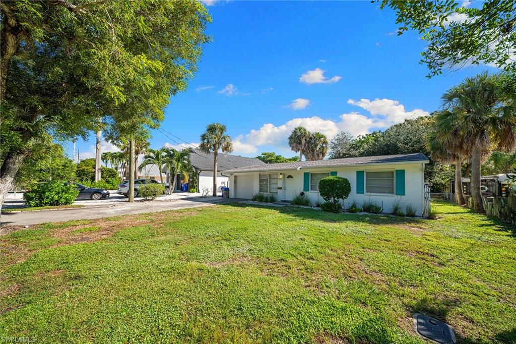 LAKE PARK - Residential