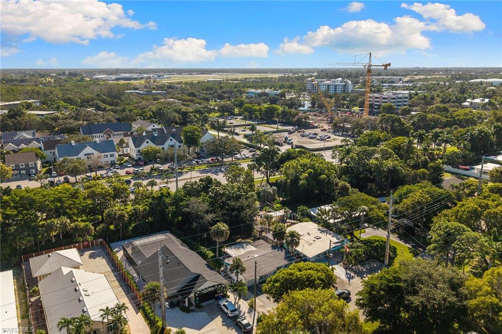 LAKE PARK - Residential