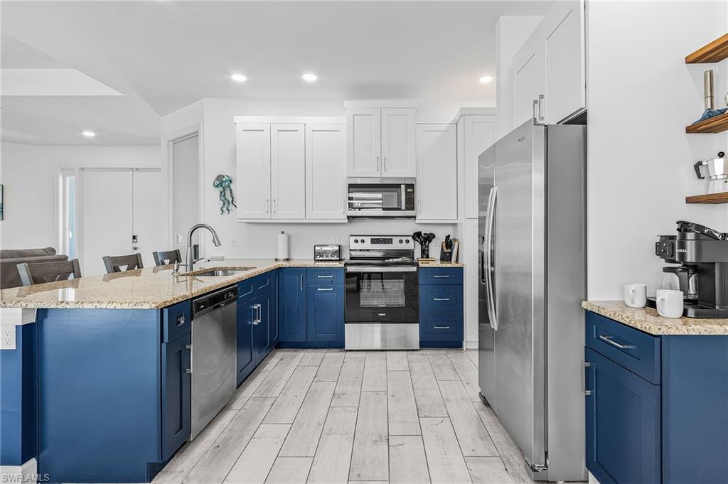 CAPE CORAL - Residential Lease