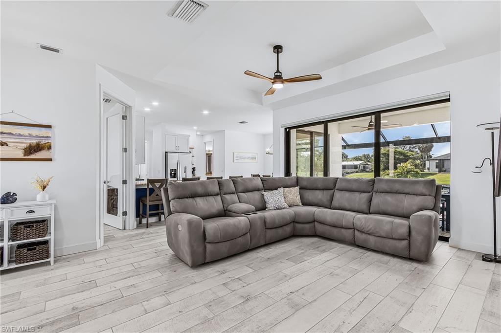 CAPE CORAL - Residential Lease