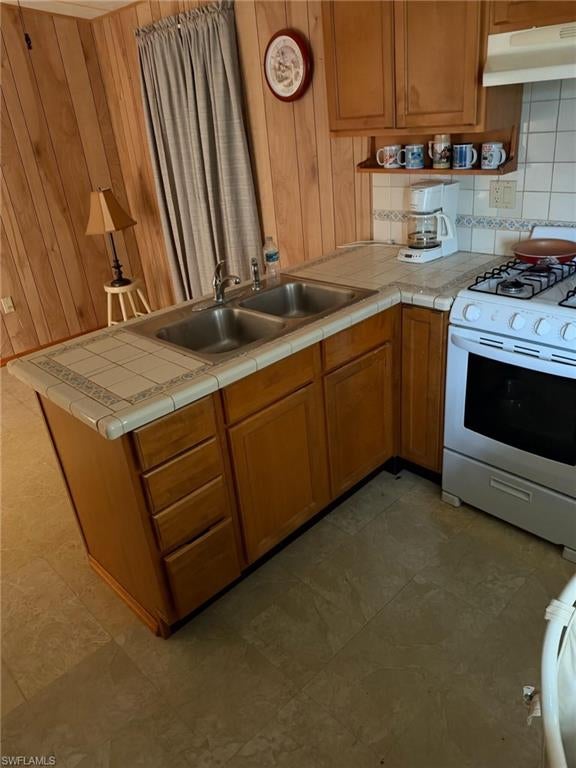 CYPRESS BEND RV RESORT - Residential