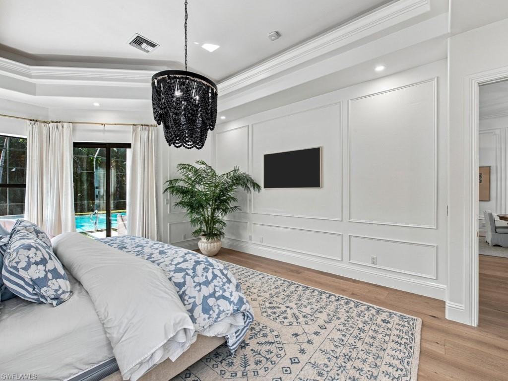 WILSHIRE LAKES - Residential